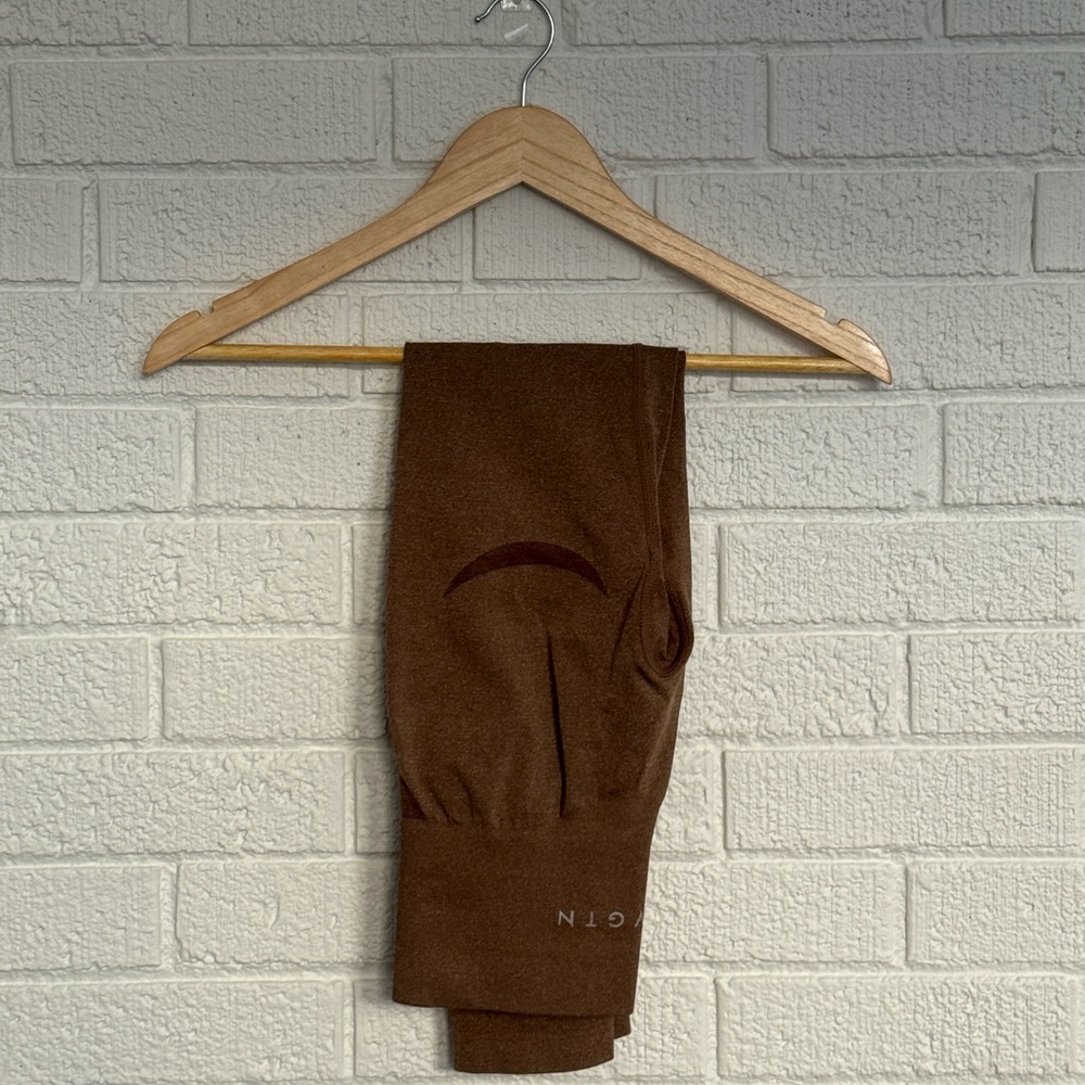 NVGTN brown leggings!